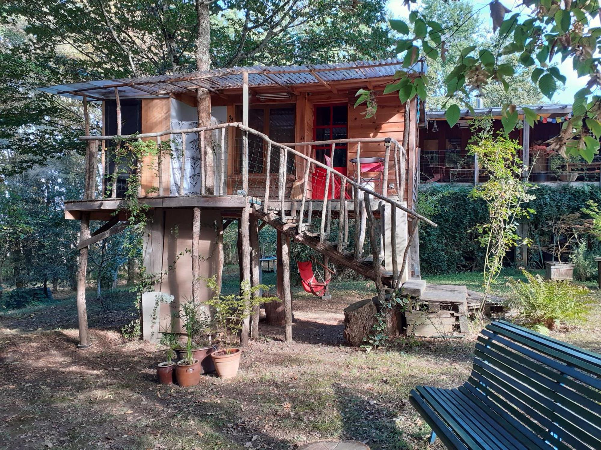 La Cabane De L'Oiseau Couze-et-Saint-Front Dış mekan fotoğraf